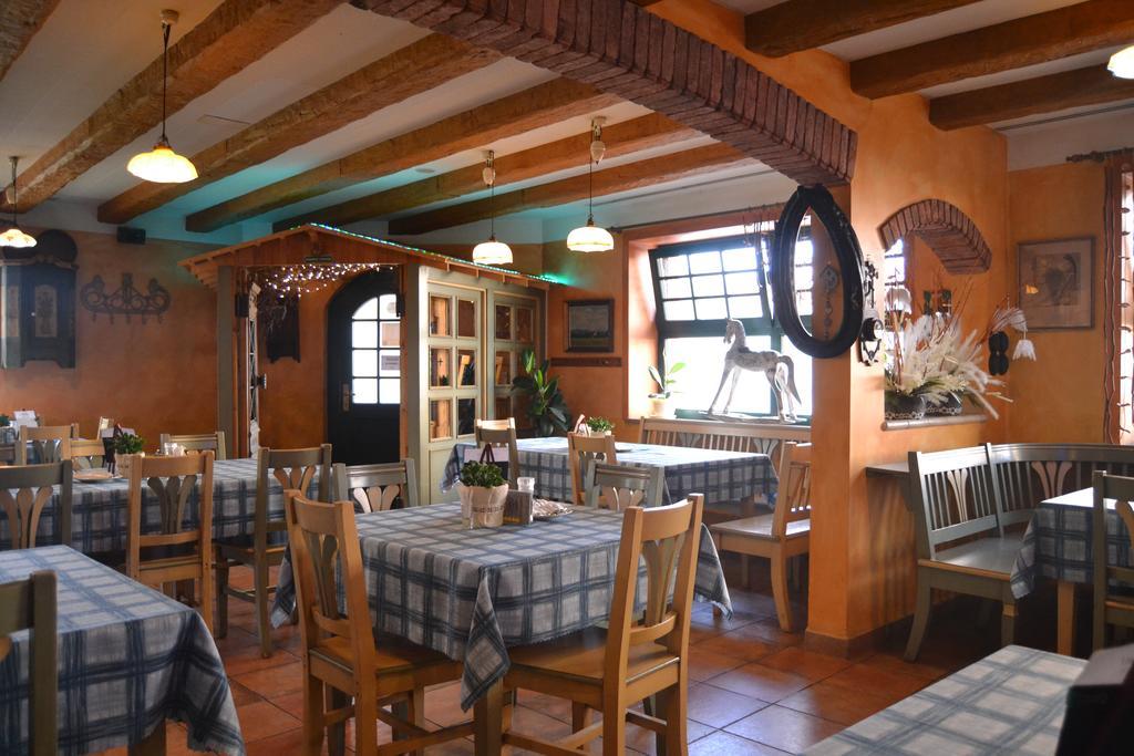 Penzion A Restaurace U Konicka Prostějov Eksteriør billede