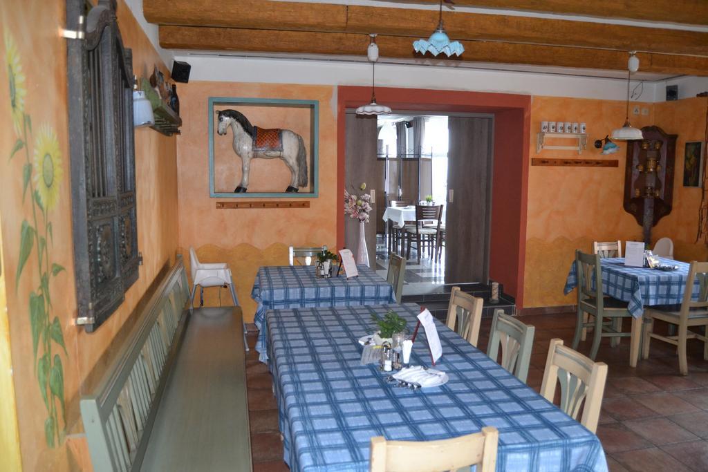 Penzion A Restaurace U Konicka Prostějov Eksteriør billede