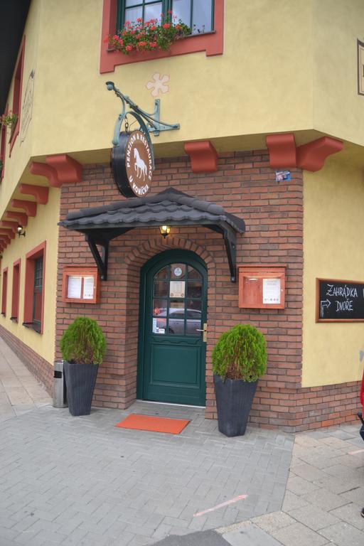 Penzion A Restaurace U Konicka Prostějov Eksteriør billede